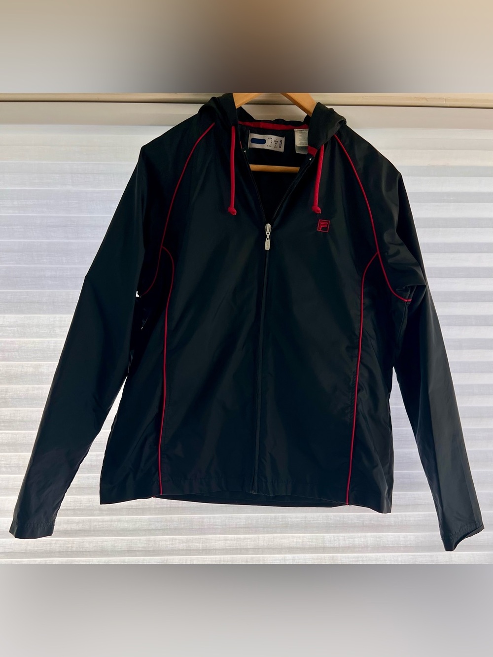 Vintage FILA Hooded Windbreaker Jacket Unisex Large. Black with Red Accents.